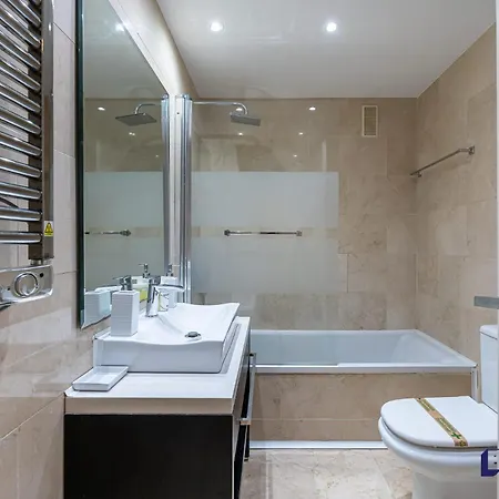 דירה 2br Puerto Banus Premium Location *