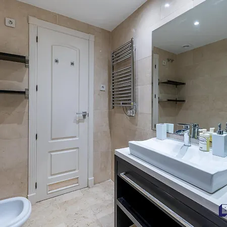 2br Puerto Banus Premium Location דירה